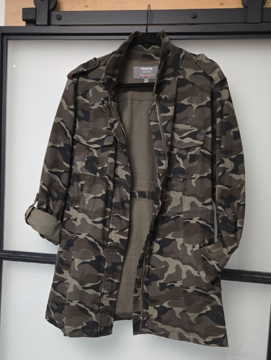 torrid Jackets & Blazers - TORRID CAMO JACKET. SZ 3
